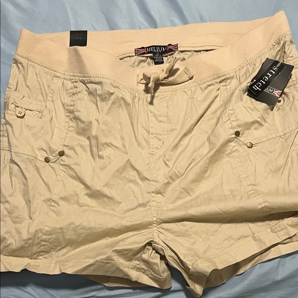 Helium Beige Stretch Shorts